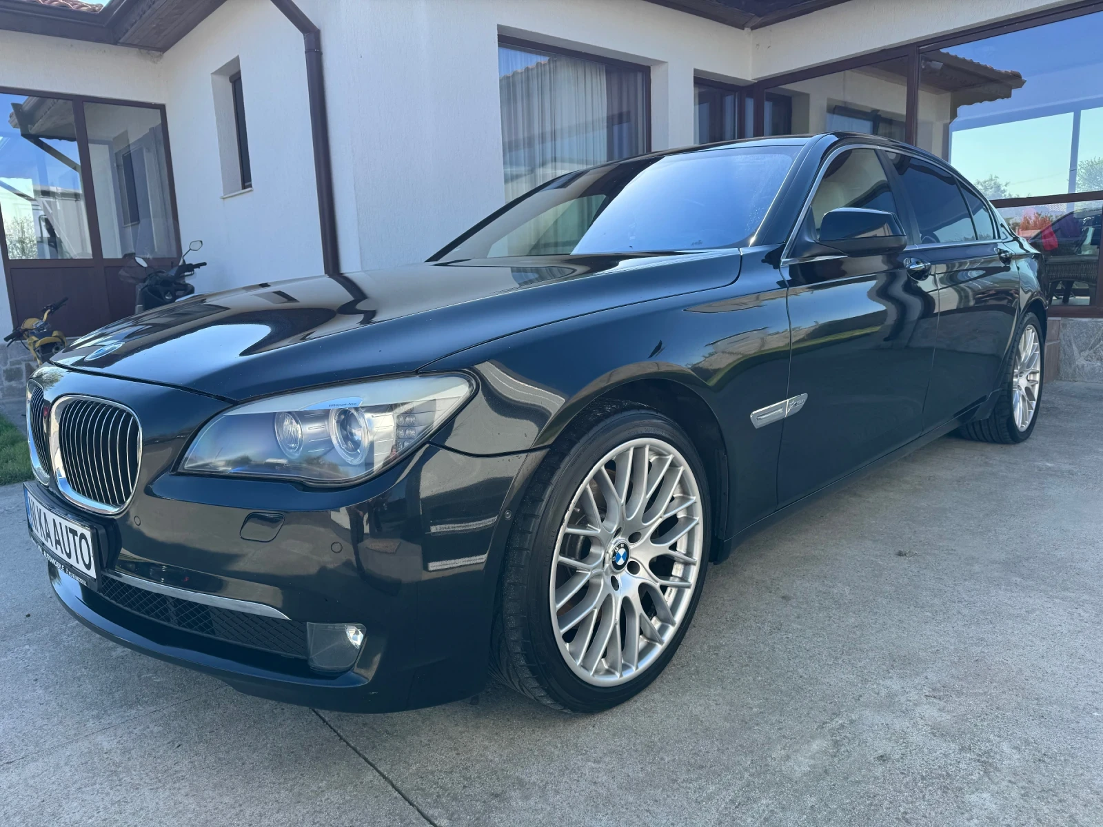 BMW 750 X-DRIV L LONG, снимка 1