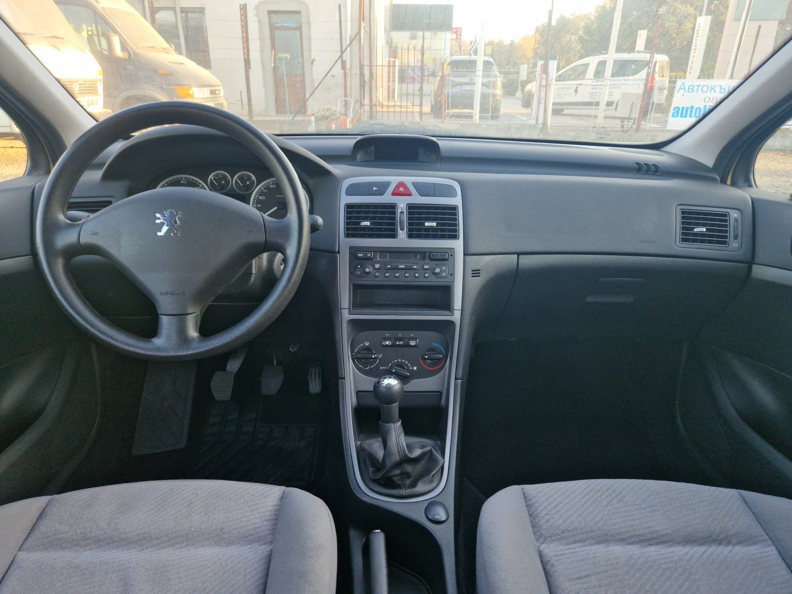 Peugeot 307 2.0HDI 90к.с 155 000км!!! - изображение 9