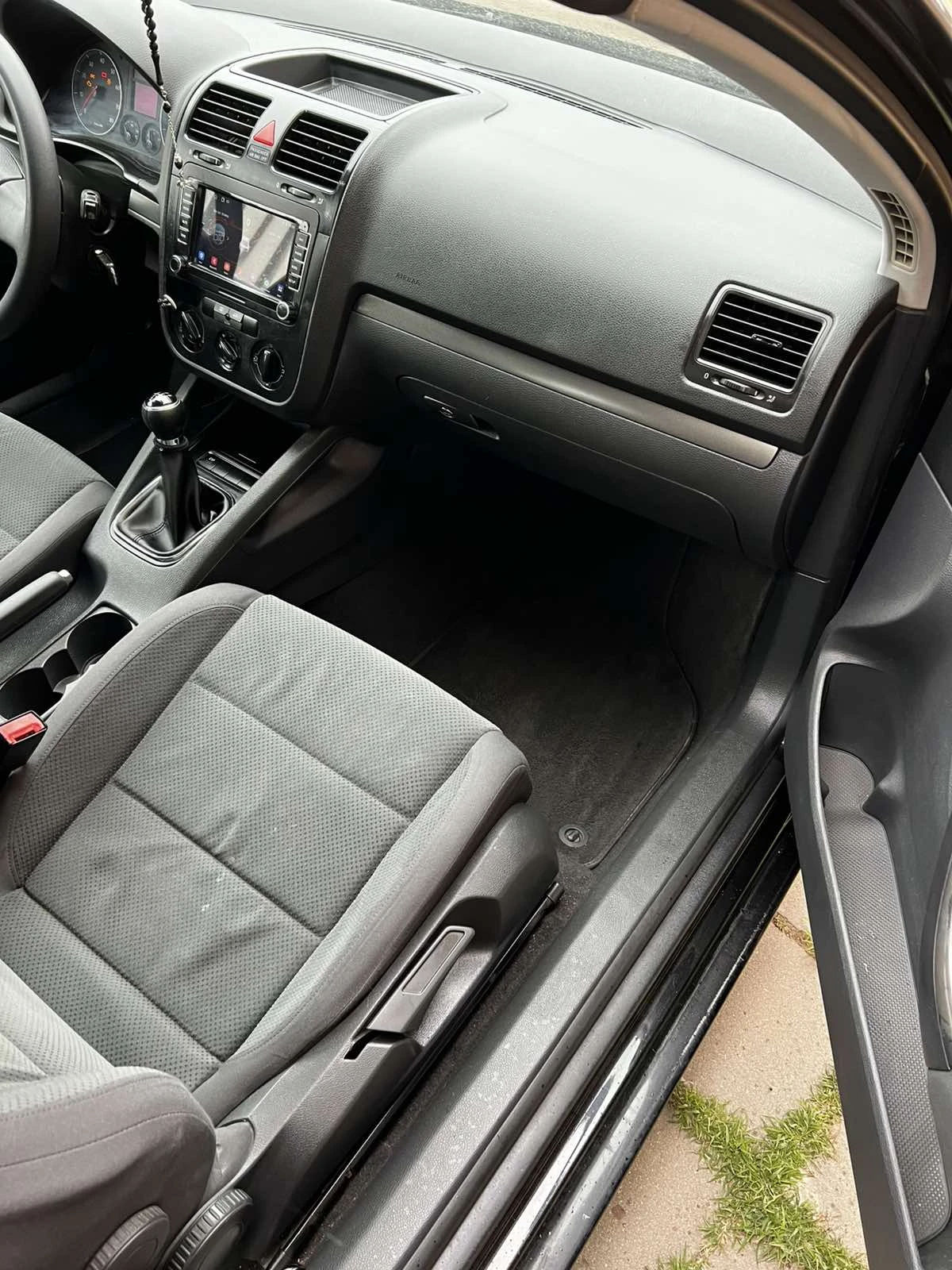 VW Golf 1.6 - изображение 10