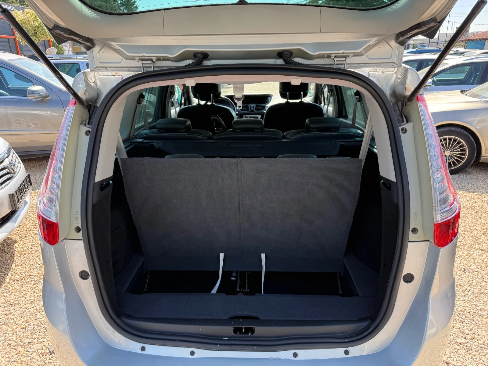 Renault Grand scenic  - изображение 9