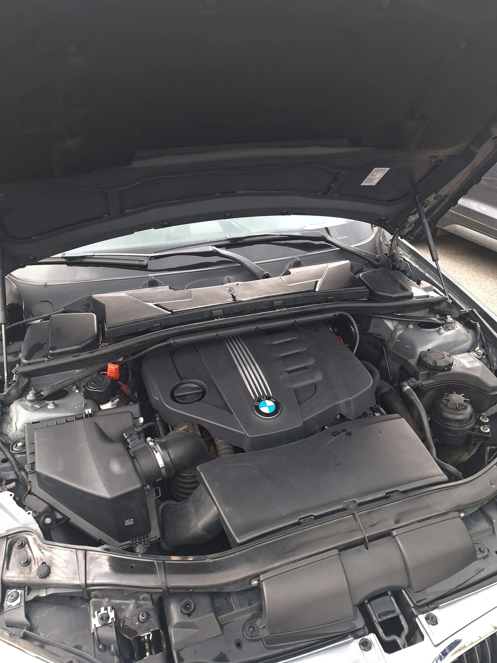 BMW 318 318D Auto, NAVI 143к.с. - изображение 9