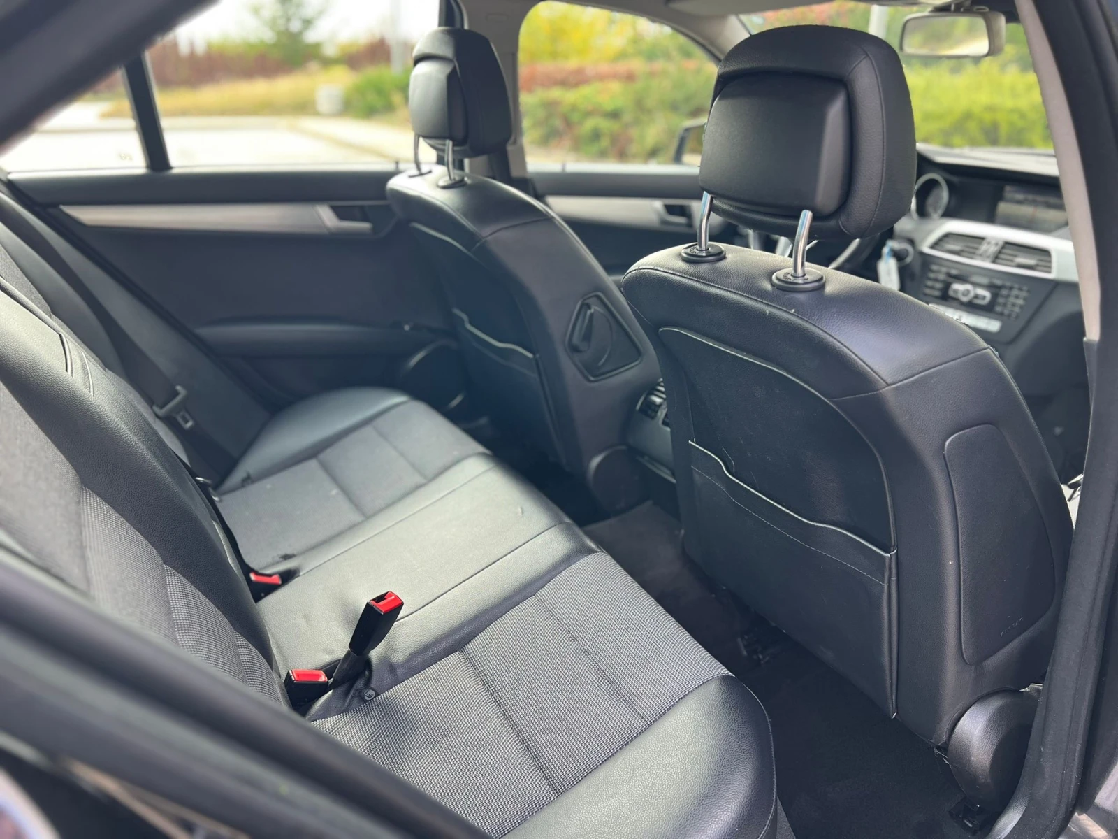 Mercedes-Benz C 220 2.2CDI     349    | Mobile.bg   13