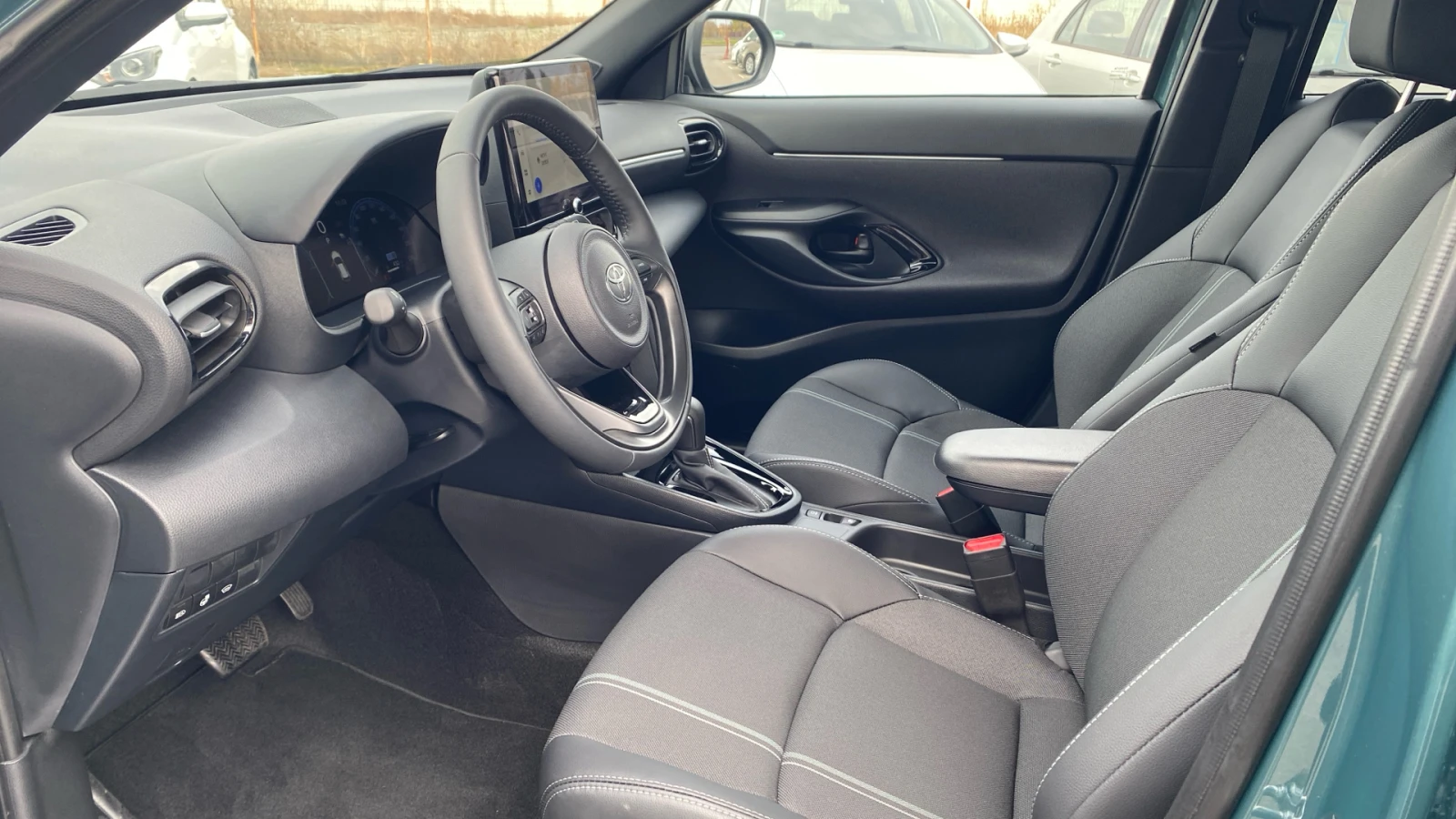 Toyota Yaris Cross 1.5 HEV, Elegance,   | Mobile.bg   14