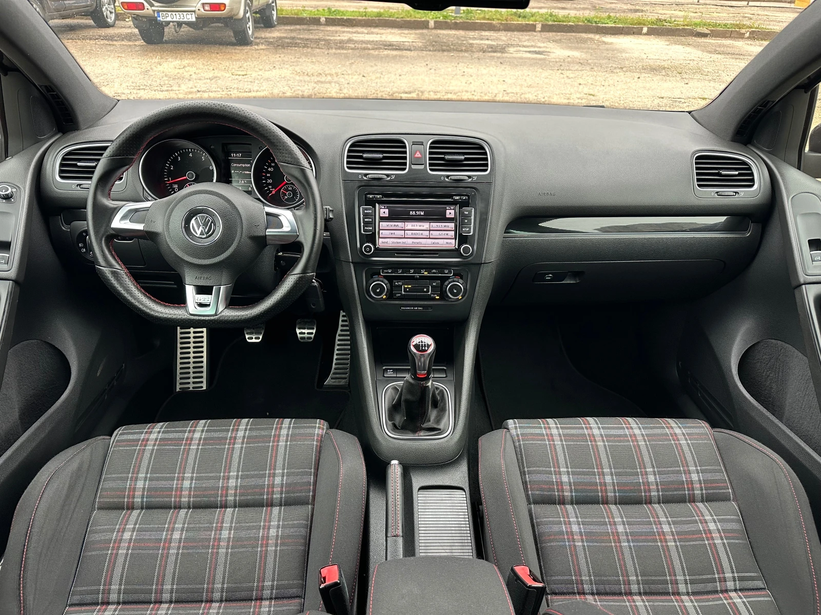 VW Golf 2.0TSI GTI | Mobile.bg   12