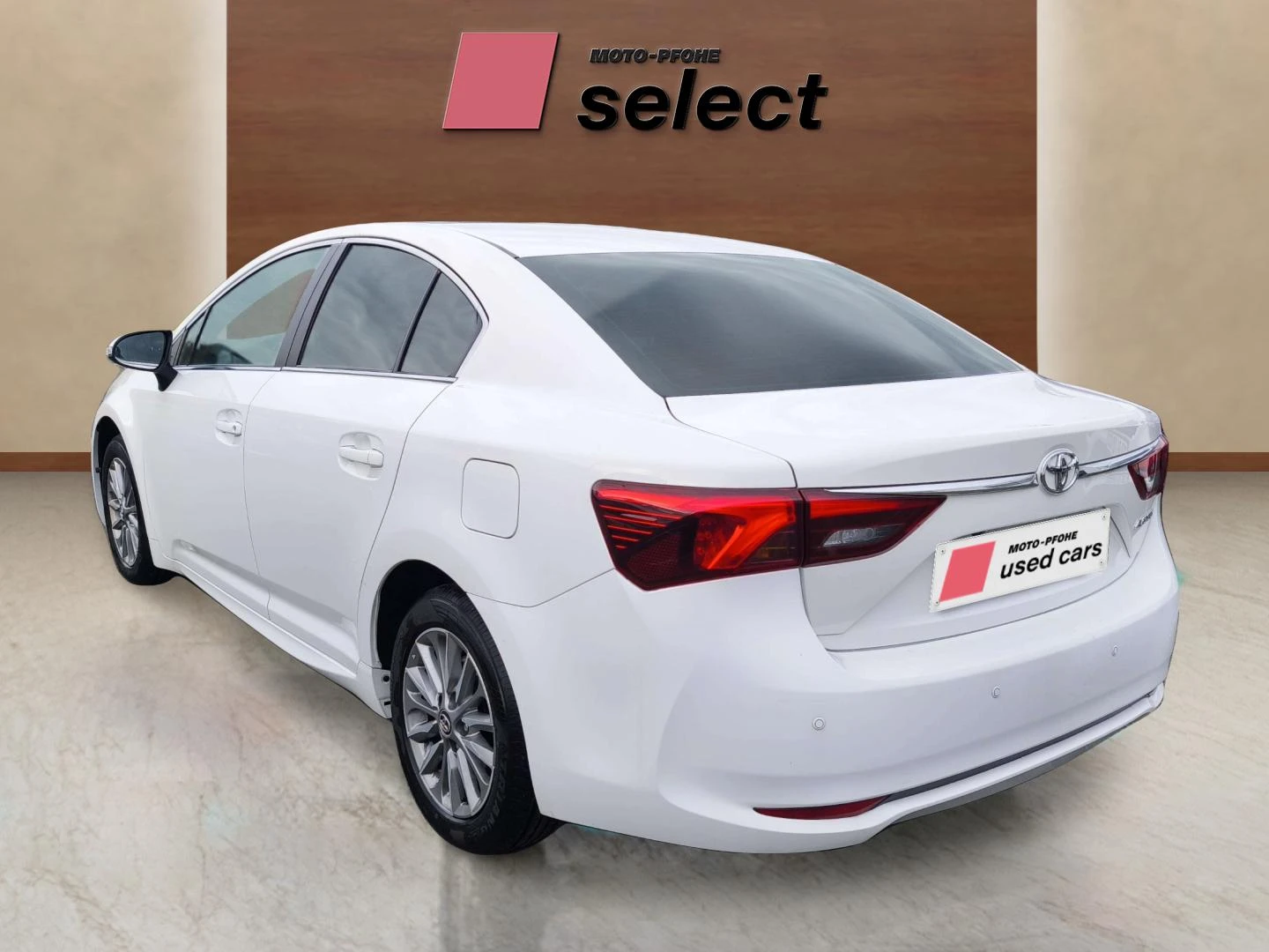 Toyota Avensis 1.6 - изображение 2