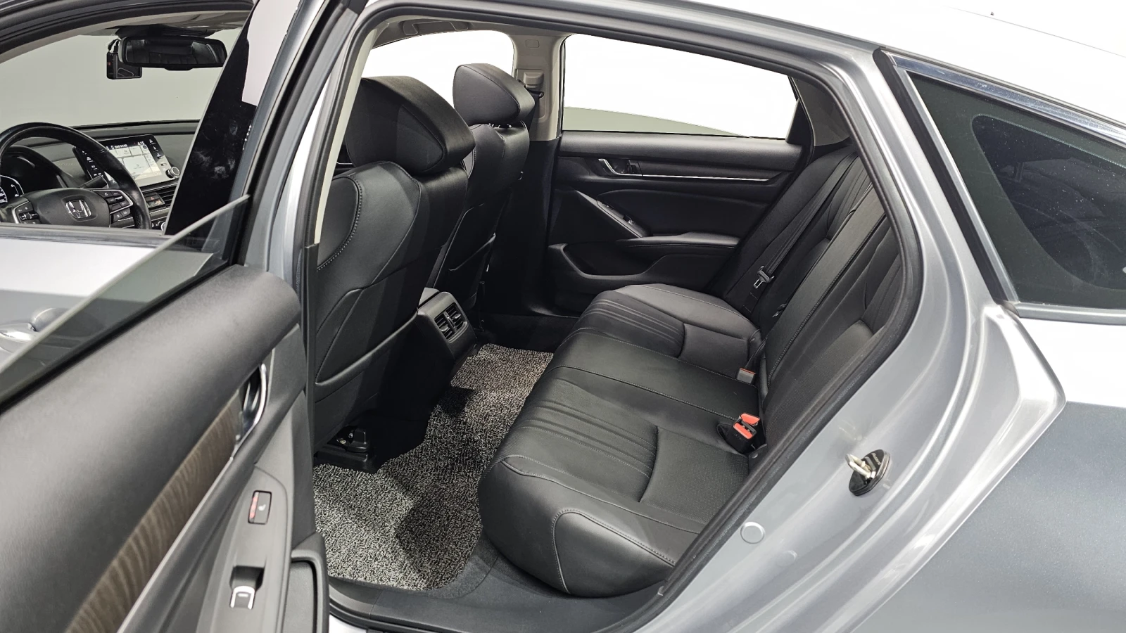 Honda Accord 10th Generation 2.0 Hybrid | Mobile.bg � ����������� 14