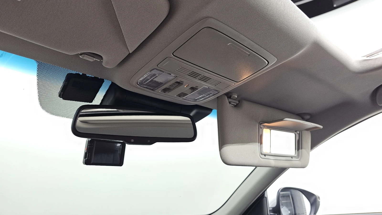 Honda Accord 10th Generation 2.0 Hybrid | Mobile.bg � ����������� 12