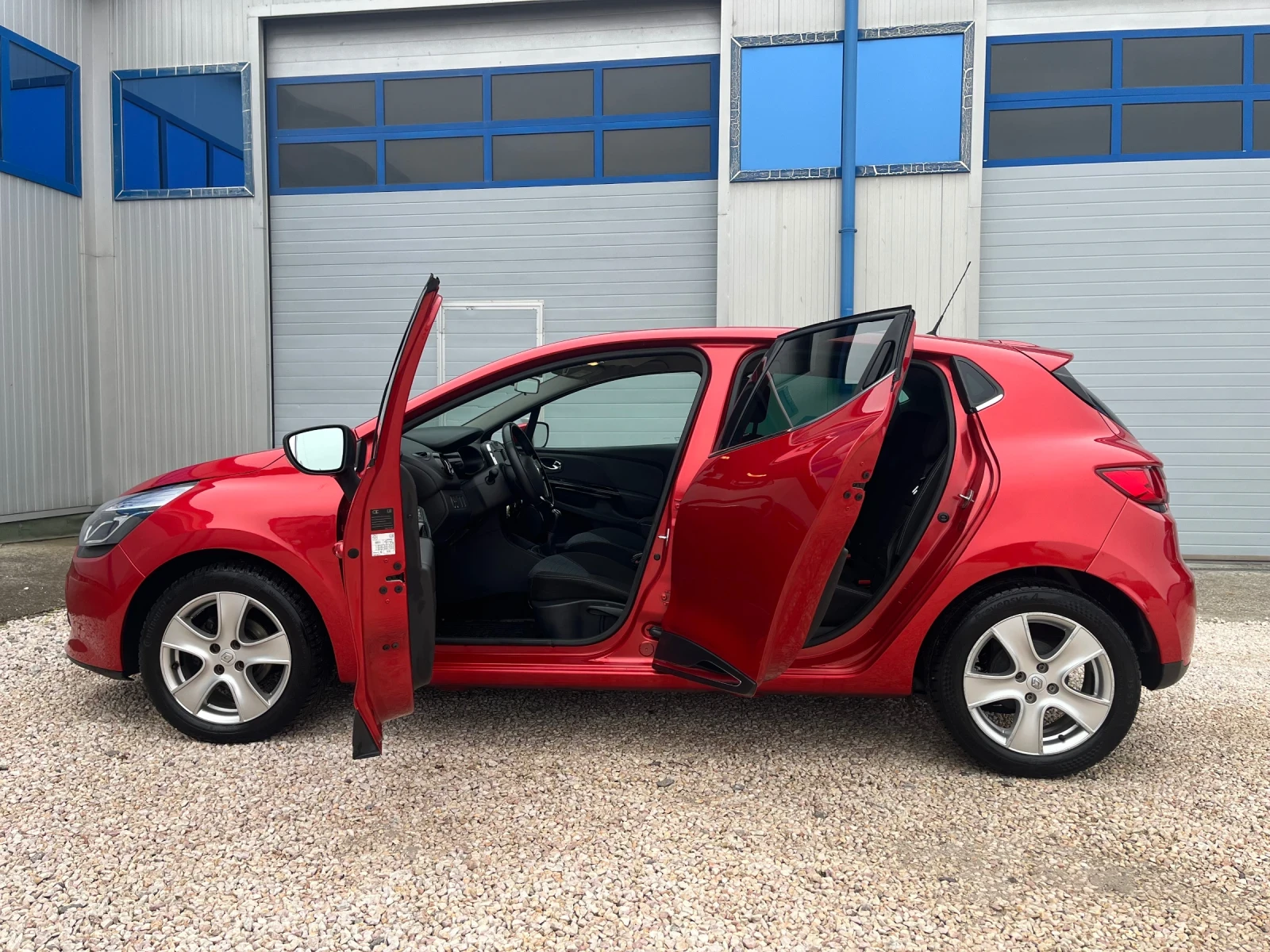 Renault Clio  - изображение 9