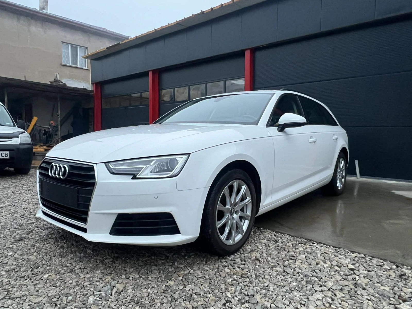 Audi A4 G-TRON 2.0 TFSI, снимка 8 - Автомобили и джипове - 53713958