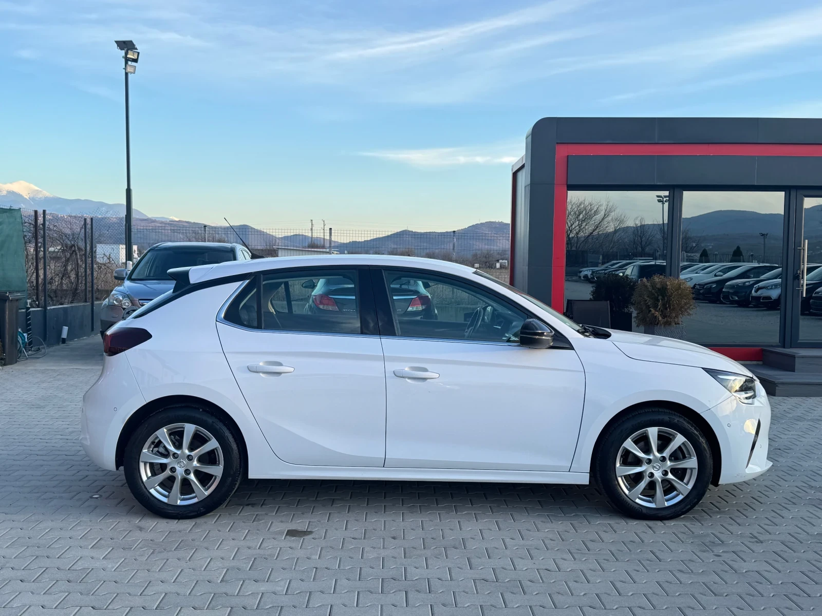 Opel Corsa 1.5CDTI NOVA ELEGANCE - изображение 6