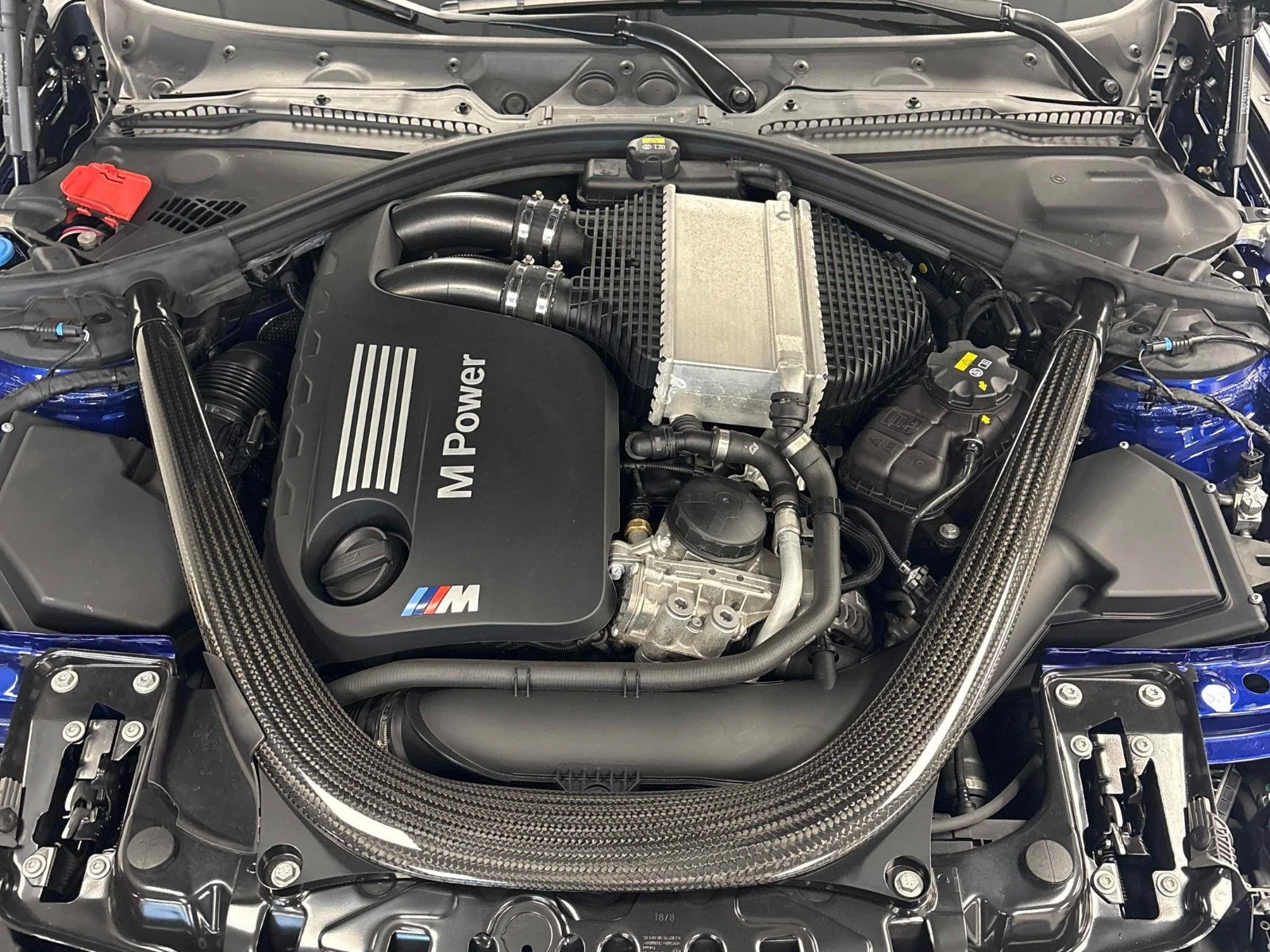 BMW M4 CS С РЕГИСТРАЦИЯ & АВТО КРЕДИТ, снимка 14 - Автомобили и джипове - 53961699