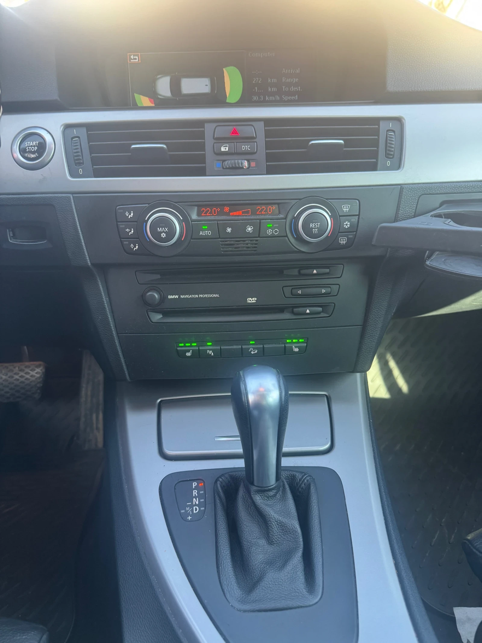 BMW 330, снимка 13 - Автомобили и джипове - 54063448