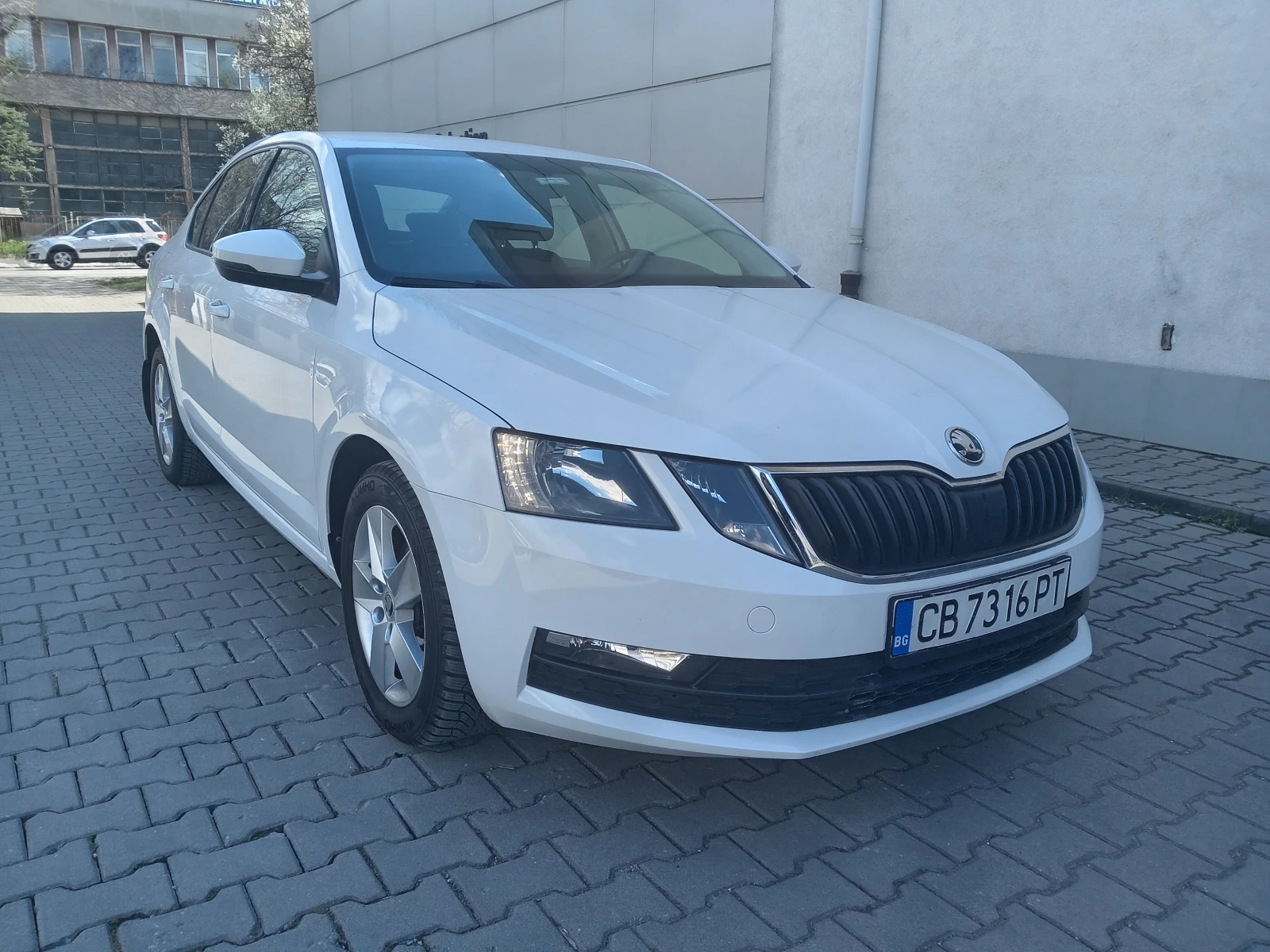Skoda Octavia 1.6TDI , снимка 2 - Автомобили и джипове - 54148622