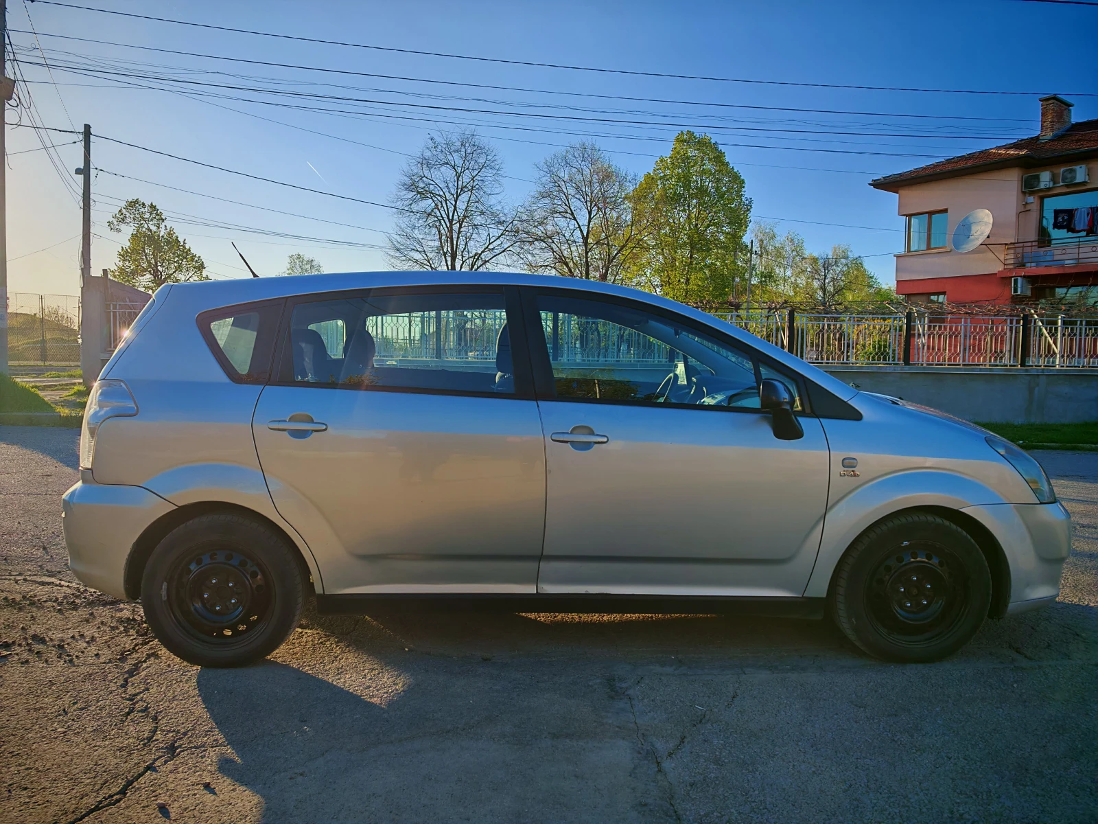 Toyota Corolla verso, снимка 6 - Автомобили и джипове - 54323484