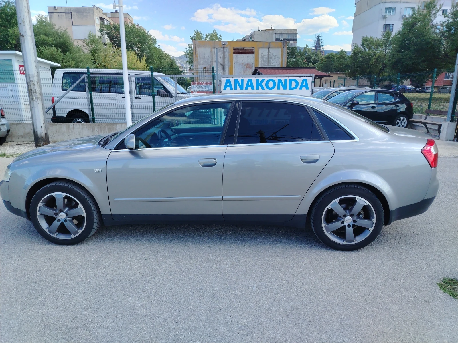 Audi A4 1, 9 TDI 101K SEDAN, снимка 2 - Автомобили и джипове - 55234837