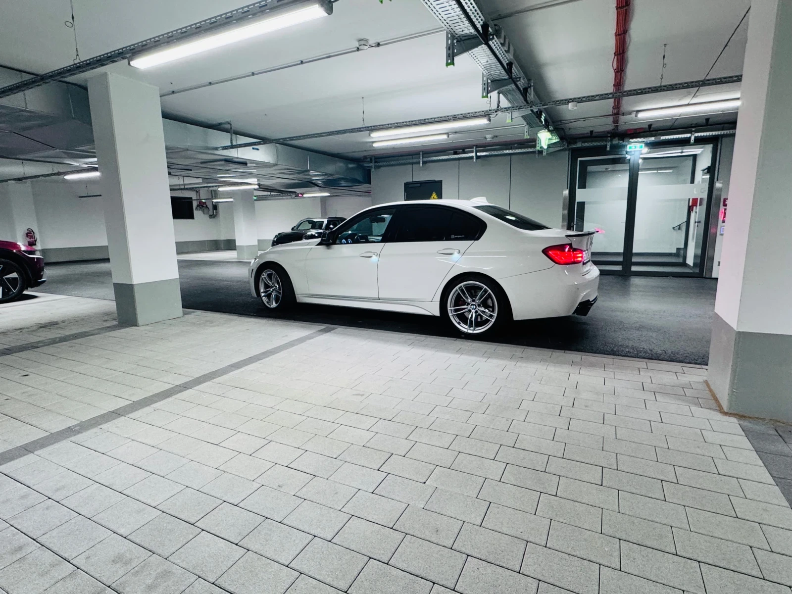 BMW 335 F30, снимка 4 - Автомобили и джипове - 55237449