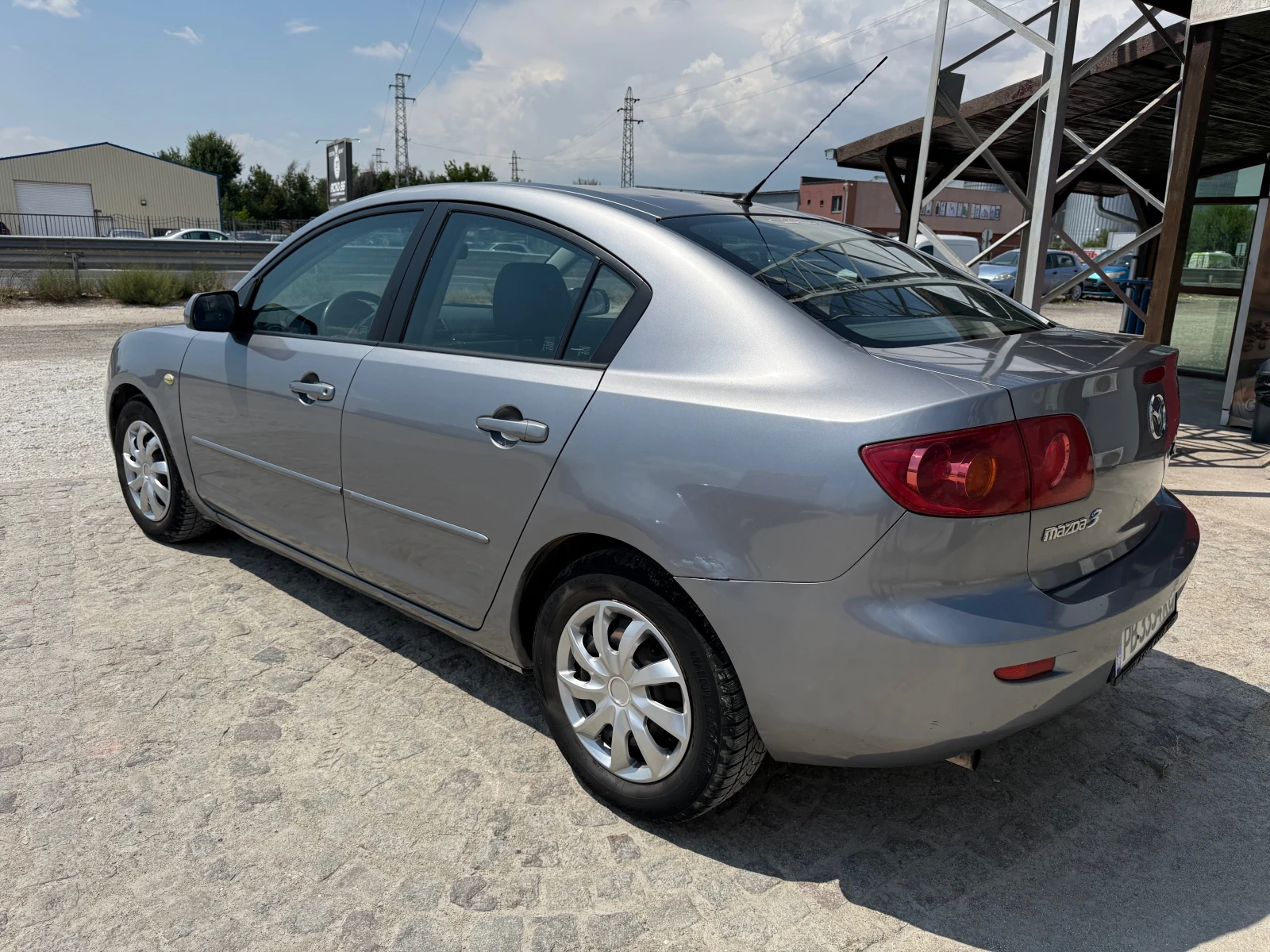 Mazda 3 1.6 БЕНЗИН#ВСИЧКО ПЛАТЕНО , снимка 3 - Автомобили и джипове - 55604152