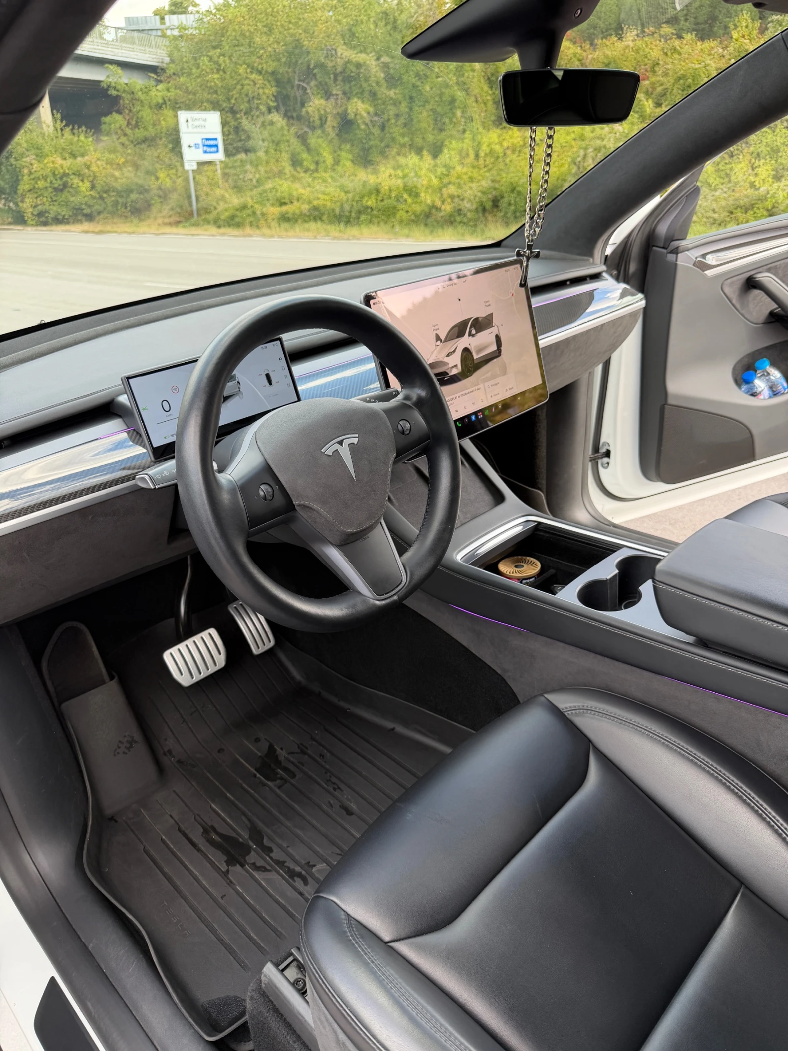 Tesla Model Y Performance, снимка 8 - Автомобили и джипове - 56262439