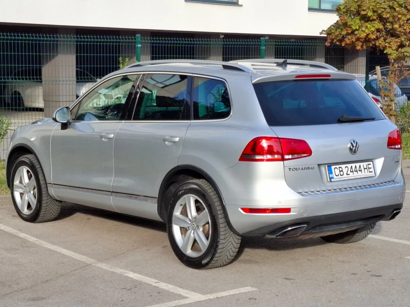 VW Touareg 3.0TDI/Обслужен/ТОП!, снимка 8 - Автомобили и джипове - 48577516