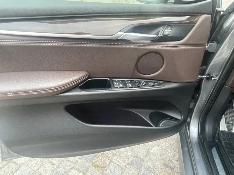 BMW X5 5.0i/xDRIVE/PANO/TV/NAVI/MULTY/Complate service!!!, снимка 13 - Автомобили и джипове - 51387952