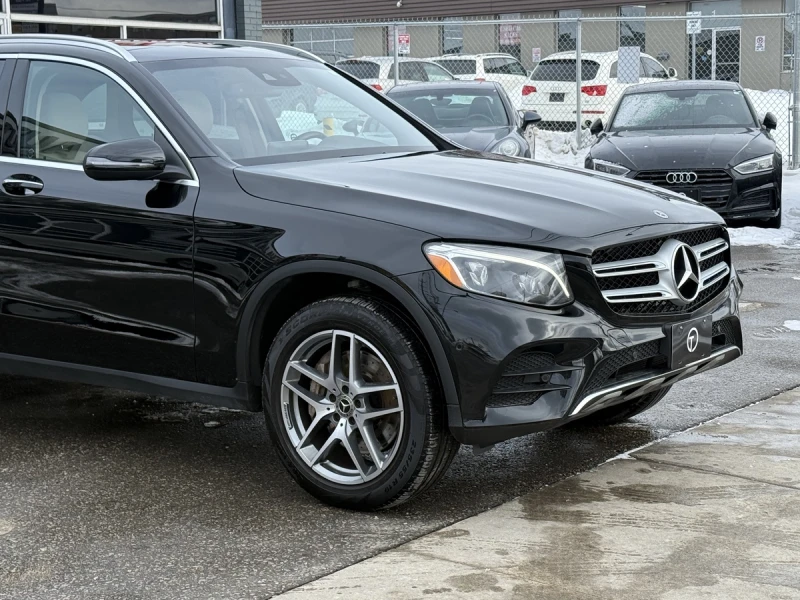 Mercedes-Benz GLC 300 * AMG PKG* 9G Tronic* , снимка 3 - Автомобили и джипове - 53512363