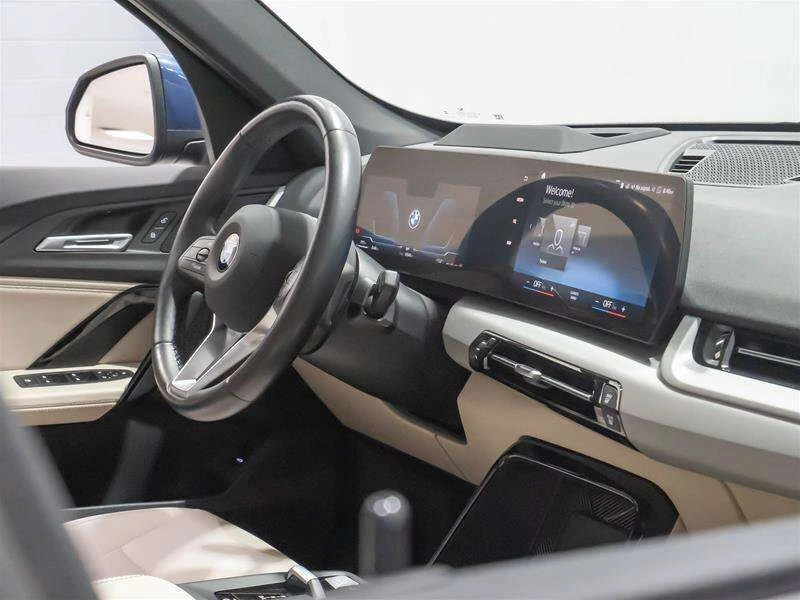 BMW X1 X1 xDrive28i / ПЪРВИ СОБСТВЕНИК / БЕЗ УДАРИ , снимка 13 - Автомобили и джипове - 54947257