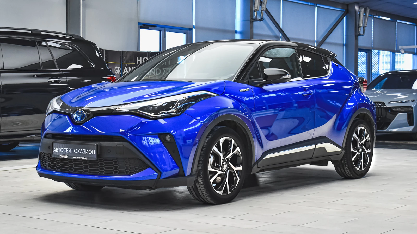 Toyota C-HR 2.0 Hybrid Classy Automatic - изображение 4