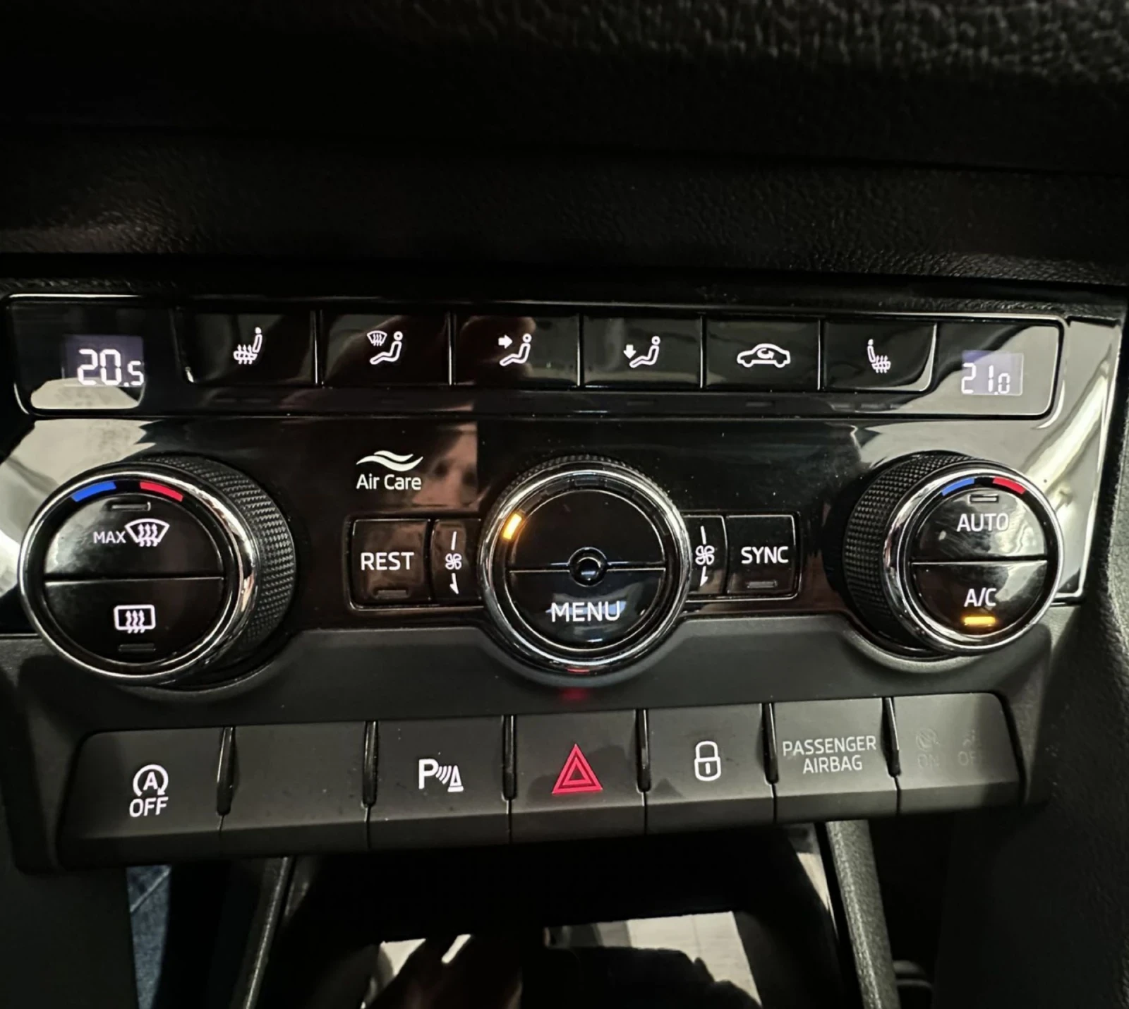 Skoda Kodiaq 1, 5 TSI LIMITED.KAMERA.NAVI.LED - изображение 9