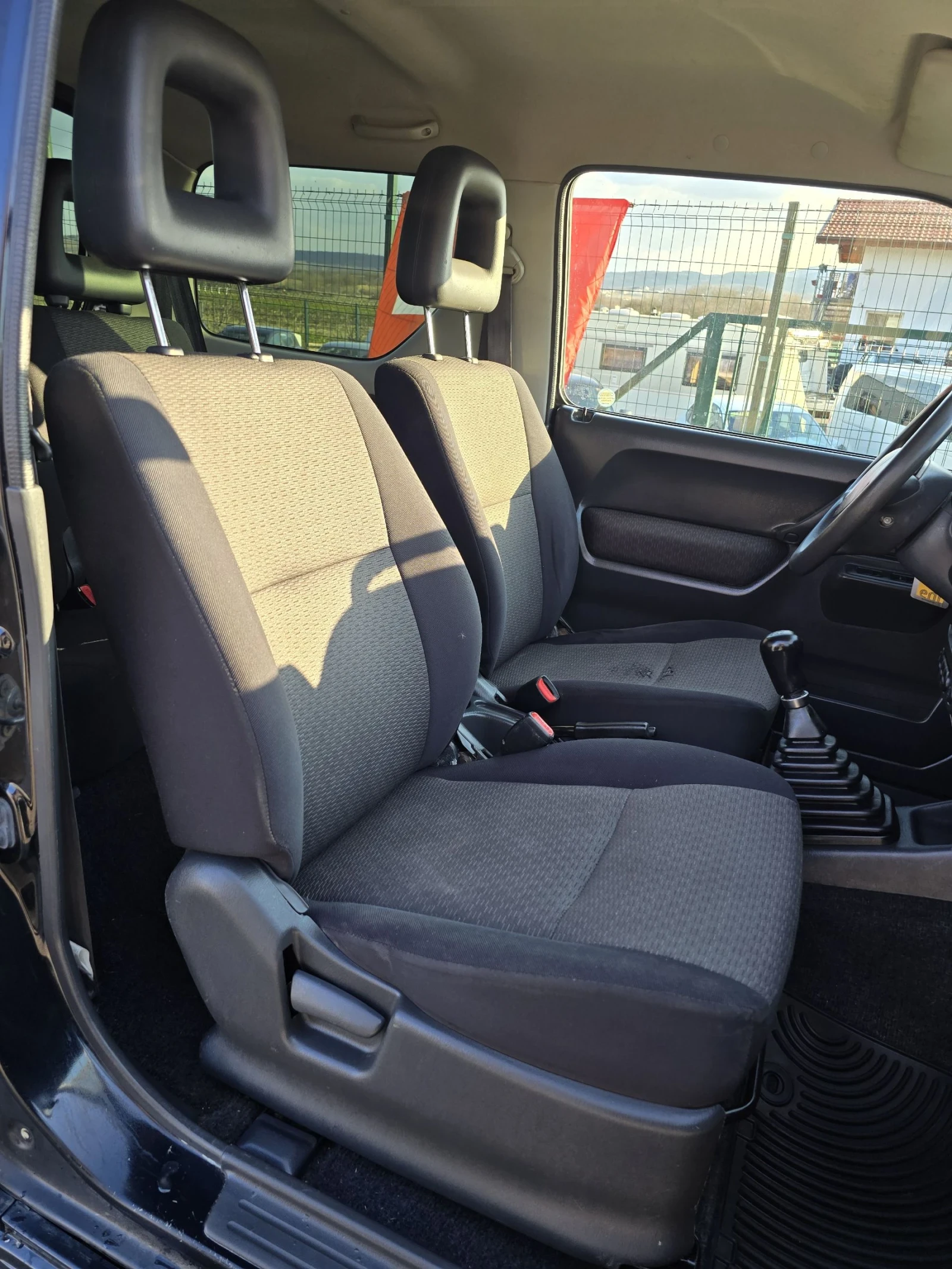 Suzuki Jimny 1.5DDIS, снимка 6 - Автомобили и джипове - 53749114