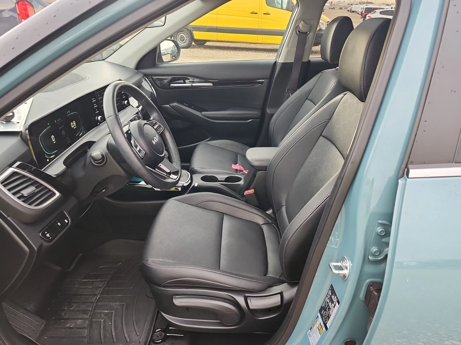 Kia Seltos 2L 4cyl AWD, снимка 5 - Автомобили и джипове - 53950827