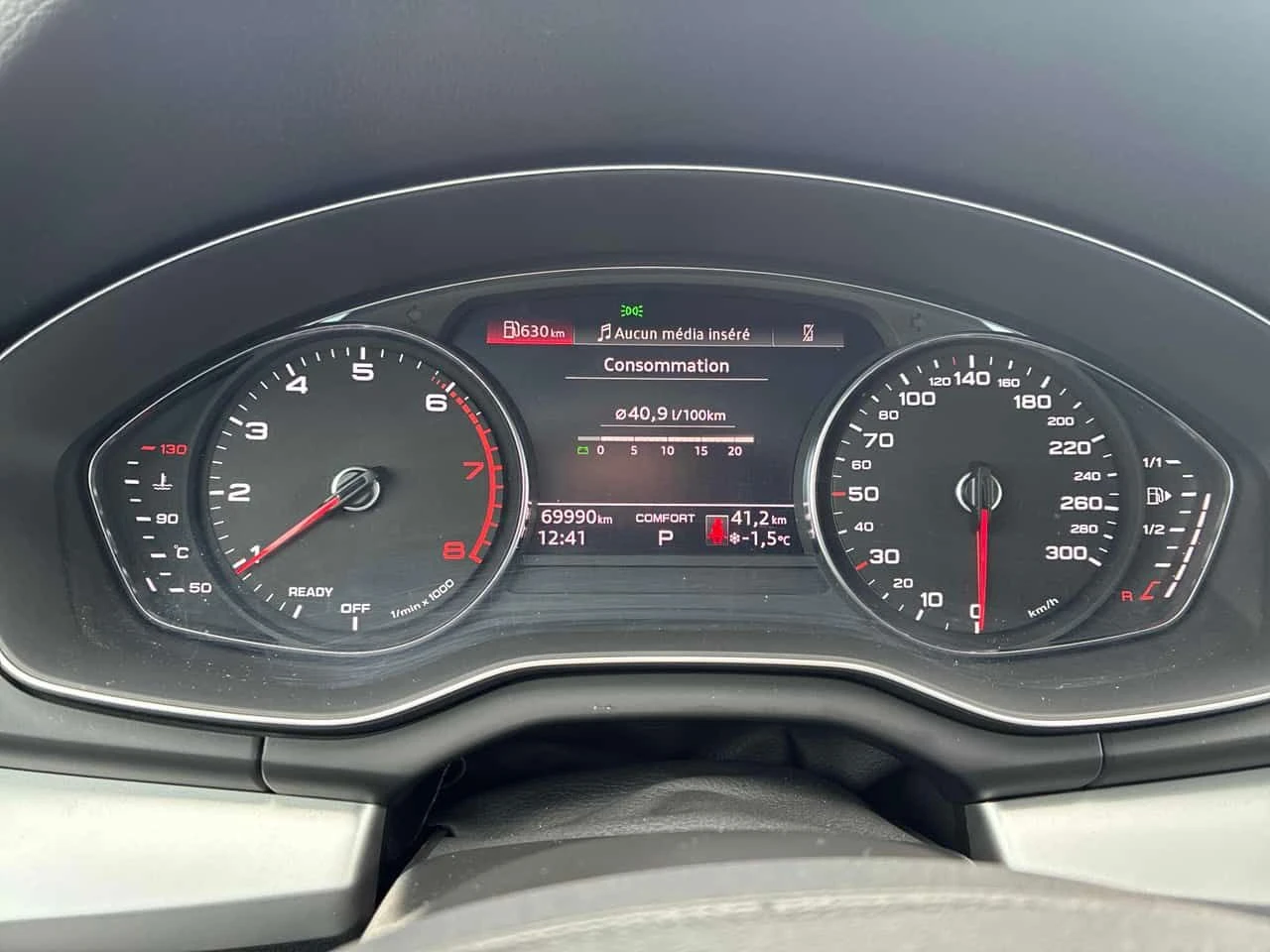 Audi Q5 * Komfort * CARFAX * ДИСТРОНИК * КАМЕРА * ПОДГРЕВ, снимка 8 - Автомобили и джипове - 53953643