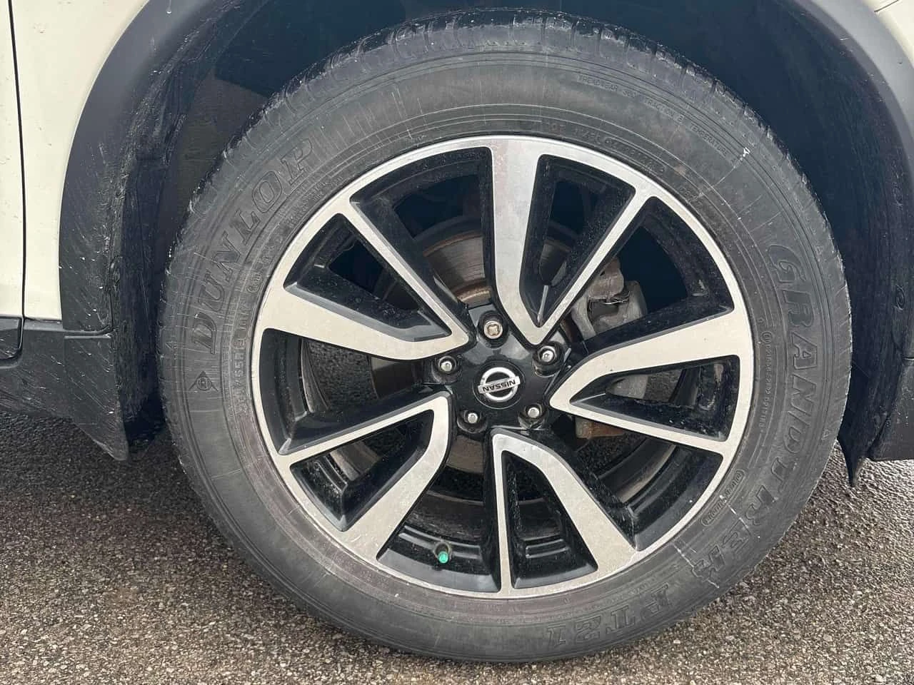 Nissan Rogue * AWD * ПОДГРЕВИ * КАМЕРА * ПАМЕТ, снимка 7 - Автомобили и джипове - 54047341