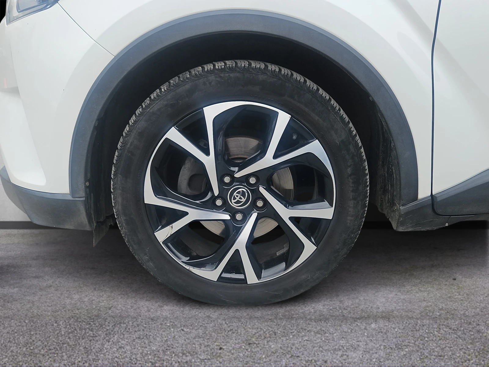 Toyota C-HR 1.2 Turbo AWD, снимка 5 - Автомобили и джипове - 54066236