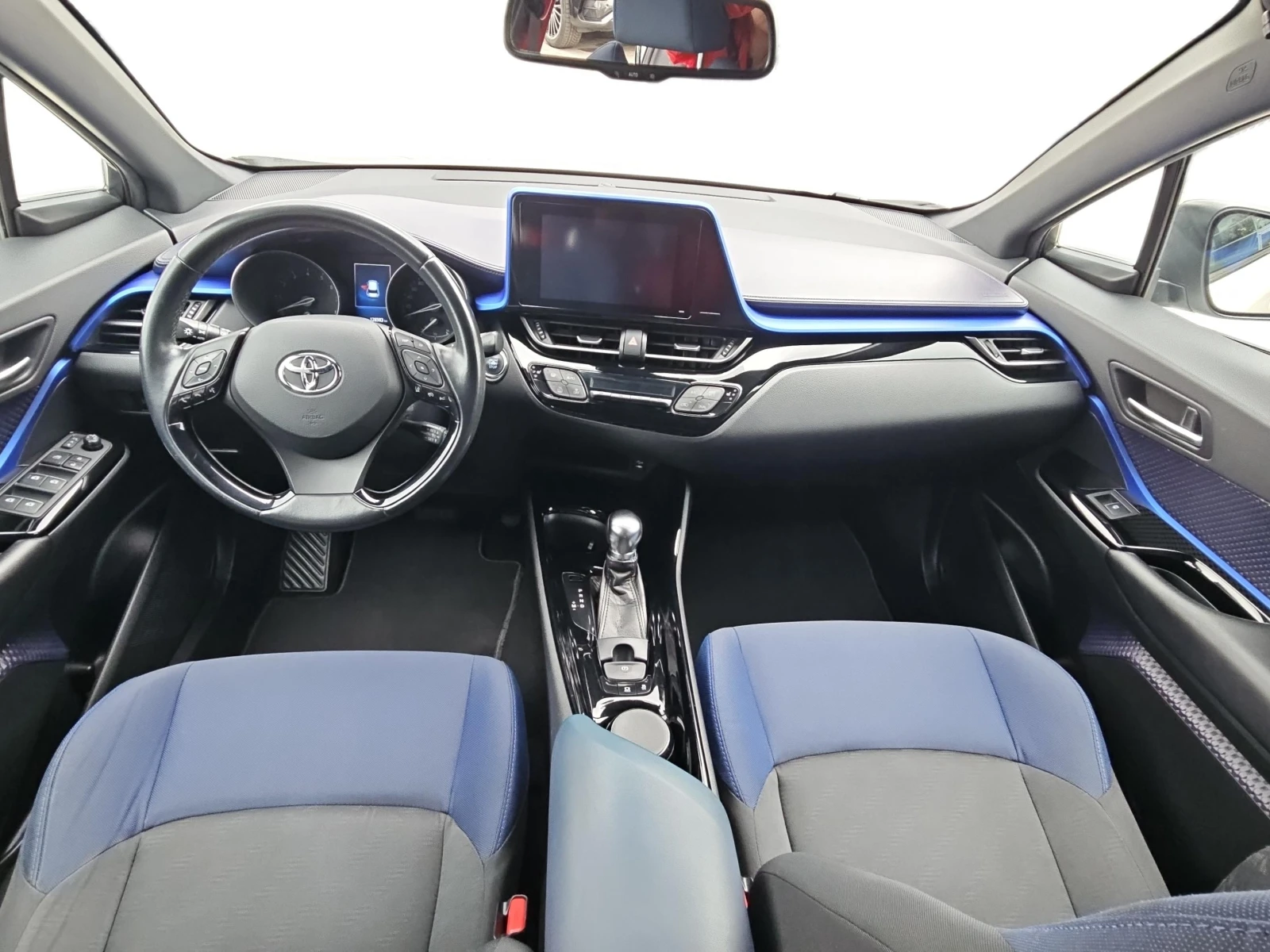 Toyota C-HR 1.2 Turbo AWD, снимка 6 - Автомобили и джипове - 54066236