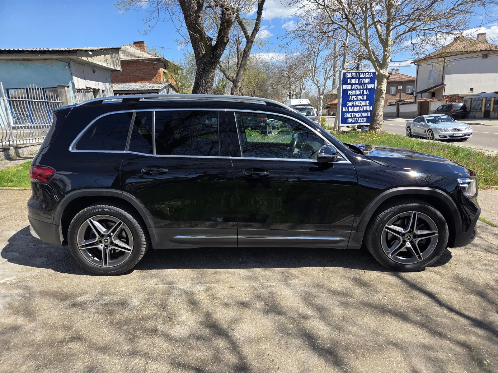 Mercedes-Benz GLB AMG 4 MATIK, снимка 4 - Автомобили и джипове - 54136423