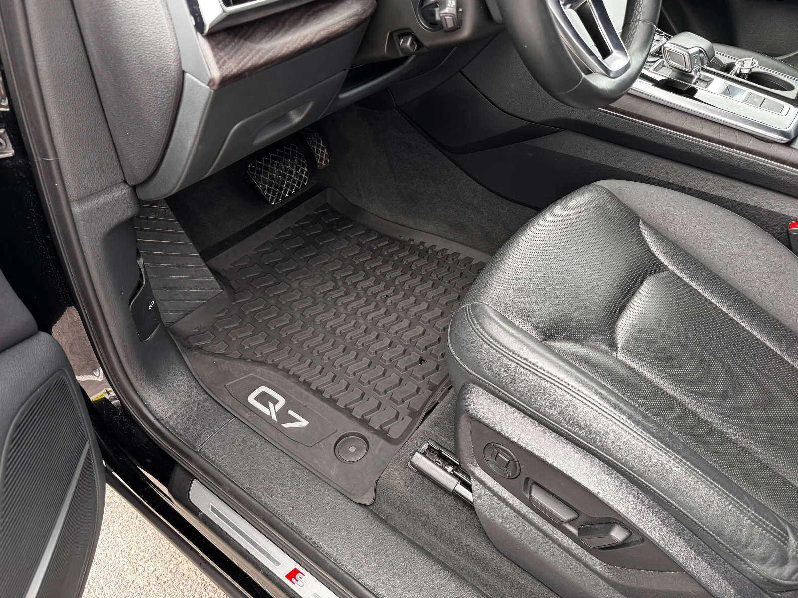 Audi Q7 55 TFSI Progressive S line FACELIFT, снимка 10 - Автомобили и джипове - 54248148