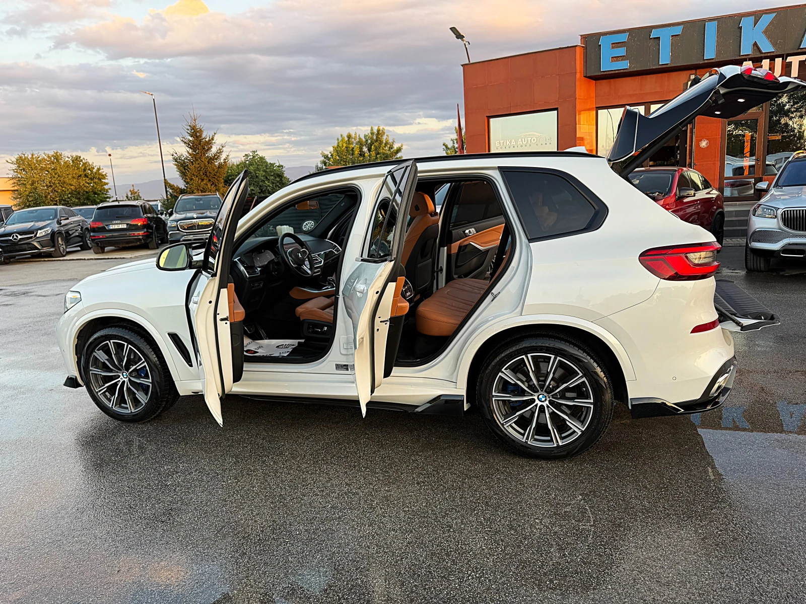 BMW X5 M PAKET-HEAD UP-VAKUM-LED-ПОДГРЯВАНЕ-DISTRONIK-FUL, снимка 16 - Автомобили и джипове - 55470321