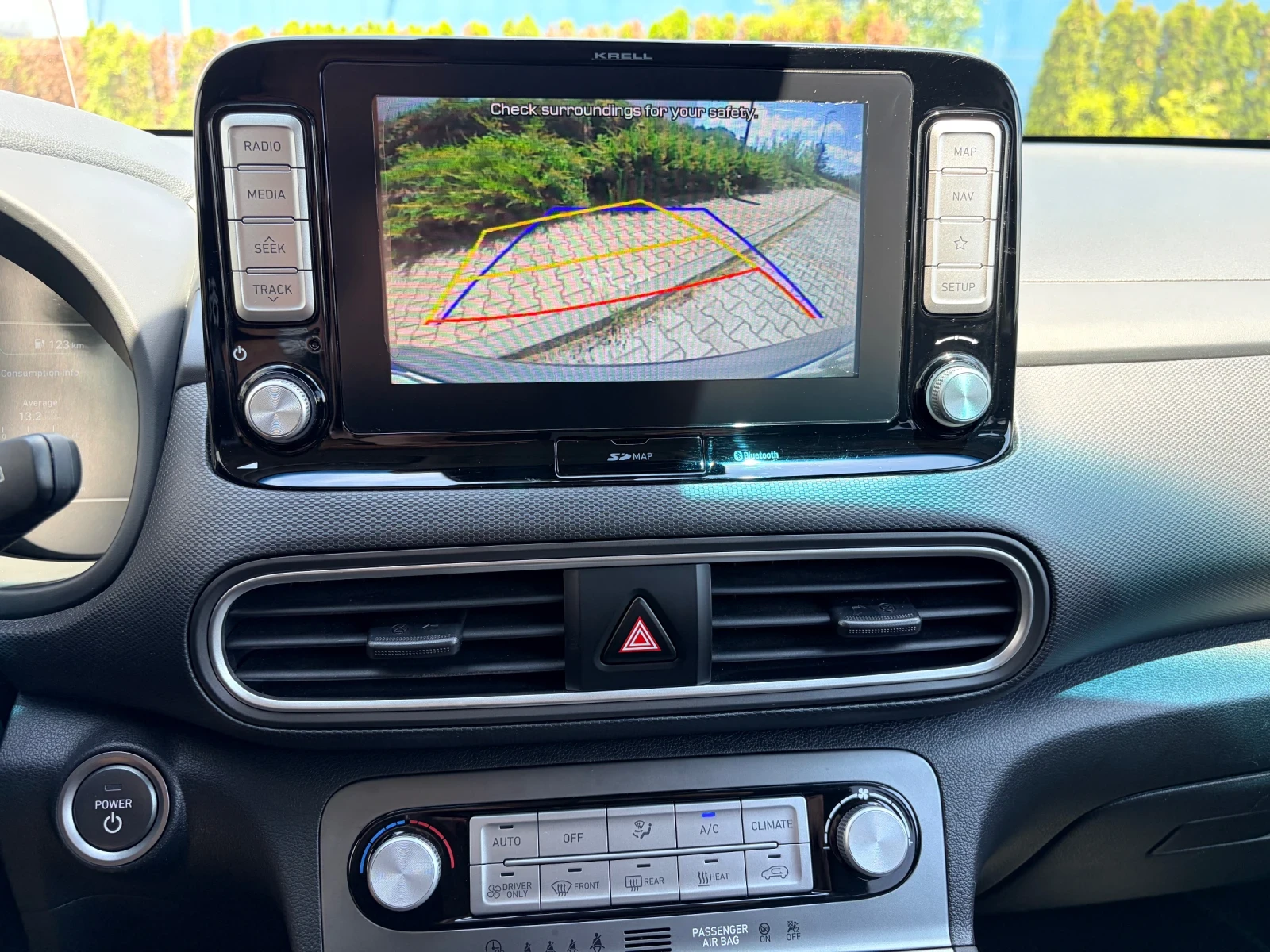 Hyundai Kona PREMIUM!!! 64kw 204kc 100% SOH!!!, снимка 8 - Автомобили и джипове - 56183346