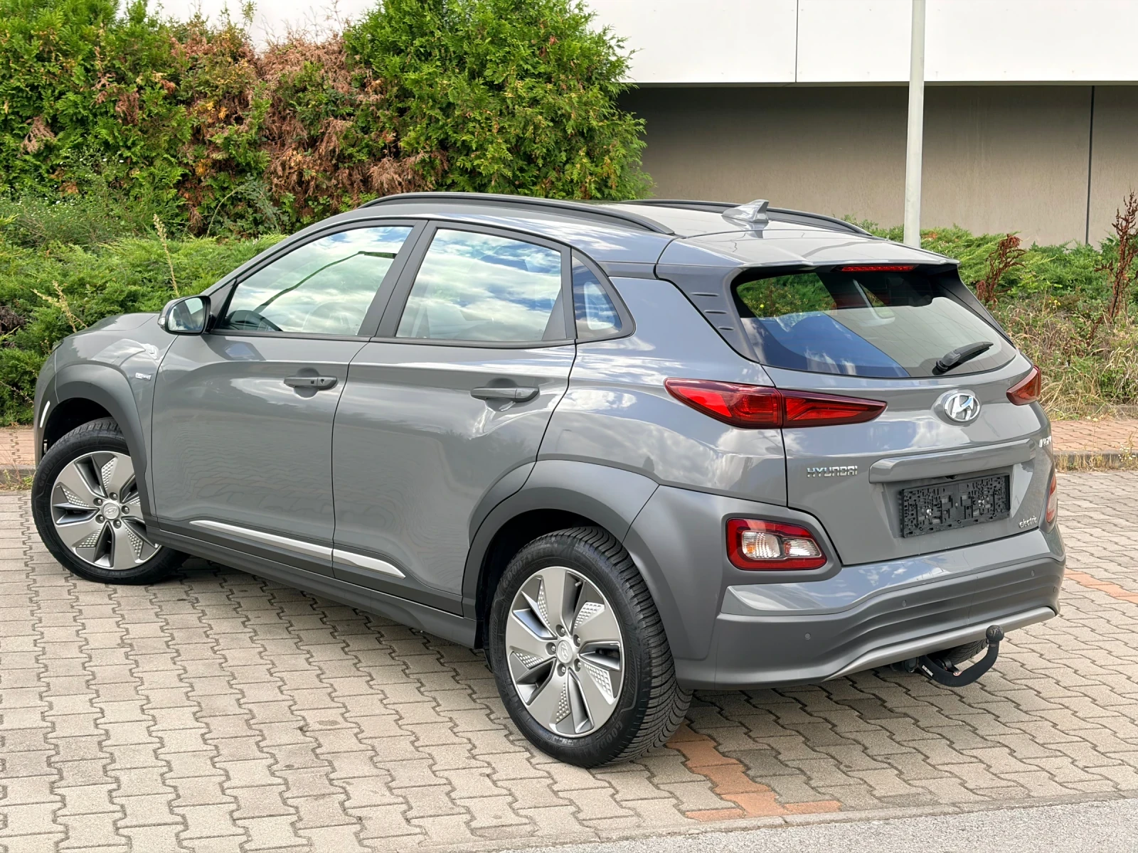 Hyundai Kona Fashion FACELIFT!!! 64kw 204kc 100% SOH!!!, снимка 3 - Автомобили и джипове - 56183346