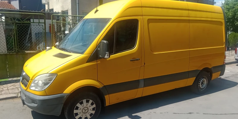 Mercedes-Benz Sprinter 319 CDi Automatic, снимка 2 - Бусове и автобуси - 49247525