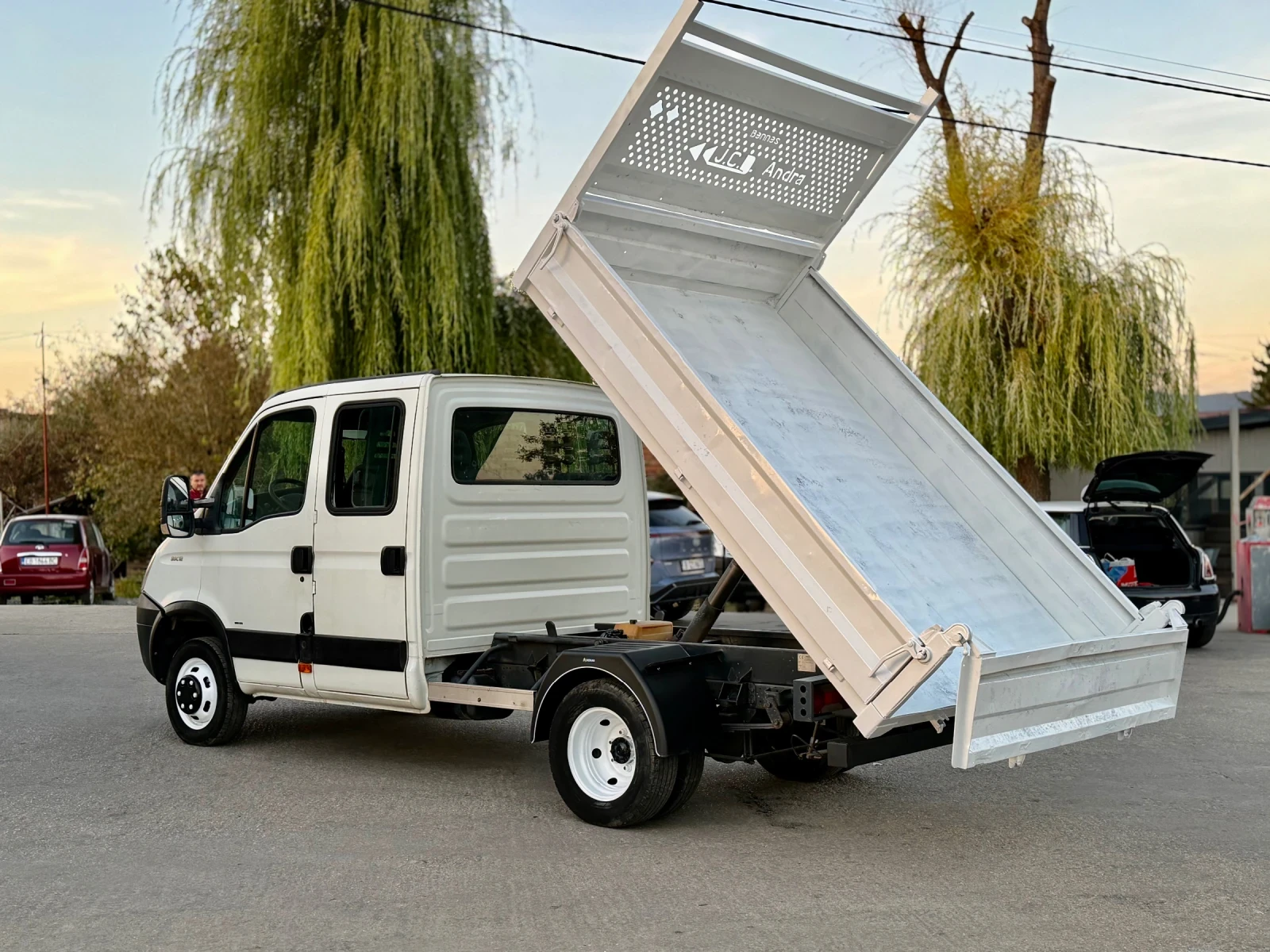 Iveco 35c13 САМОСВАЛ* 6+ 1 * КЛИМАТИК, снимка 5 - Бусове и автобуси - 56440603
