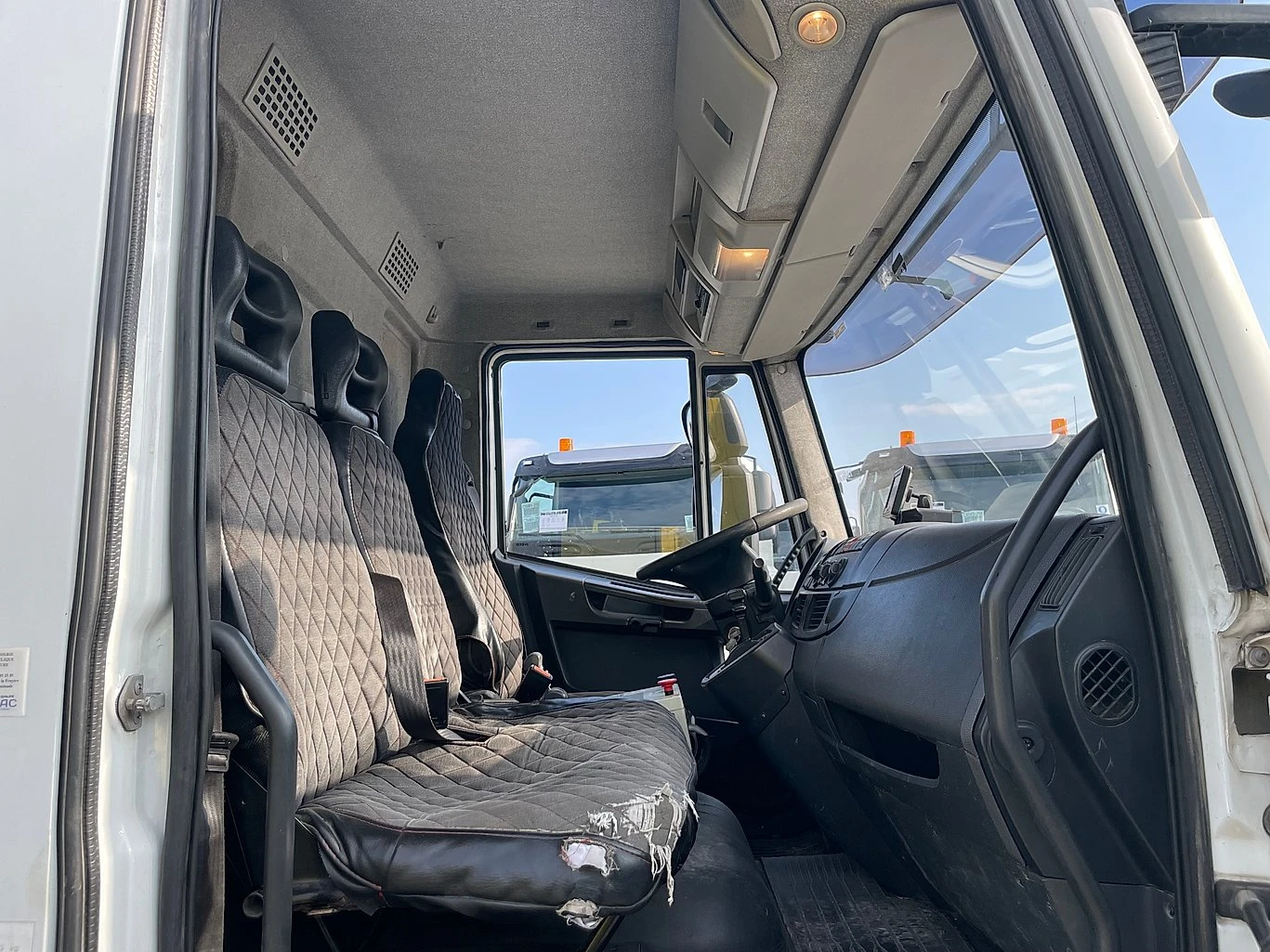 Iveco Eurocargo120e  120 EL20 | Mobile.bg   11