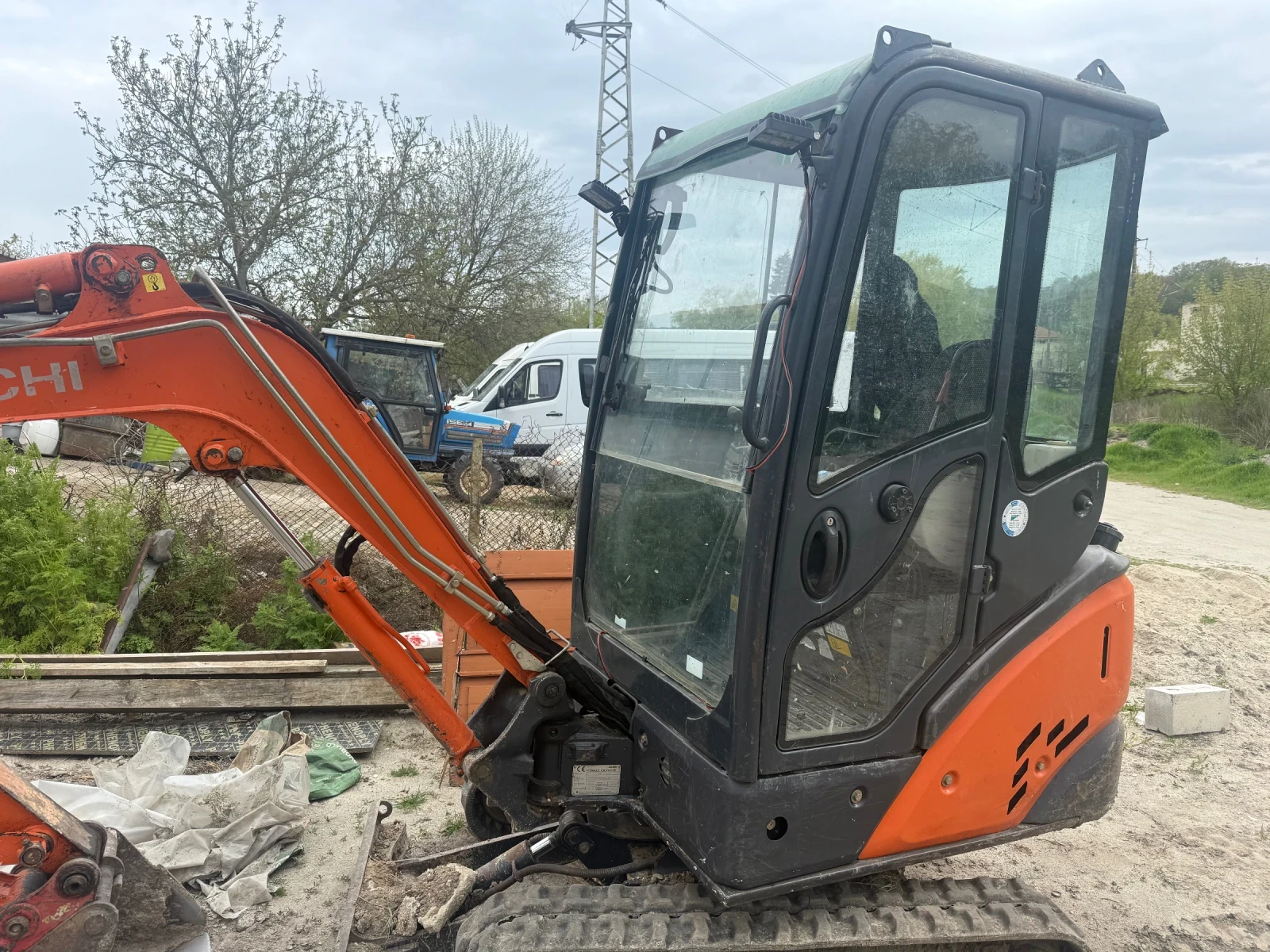 Багер Hitachi