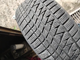 Гуми Зимни 255/50R19, снимка 1