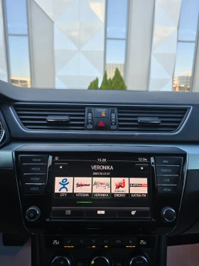 Skoda Superb 2.0Tdi DSG.Distronic, снимка 11