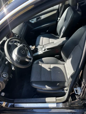 Mercedes-Benz C 320, снимка 8