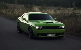 Обява за продажба на Dodge Challenger Facelift 2019г. SRT Scat Pack 6.4 HEMI V8 (485 кс) ~67 900 лв. - изображение 1