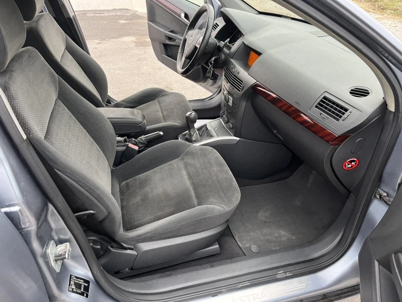 Opel Astra 1.7DTI 101кс. КЛИМАТРОНИК КСЕНОН , снимка 11 - Автомобили и джипове - 43527583