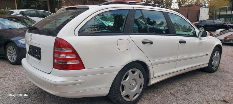 Mercedes-Benz C 220 2.2, 170х.км Фейс, снимка 3 - Автомобили и джипове - 45647686