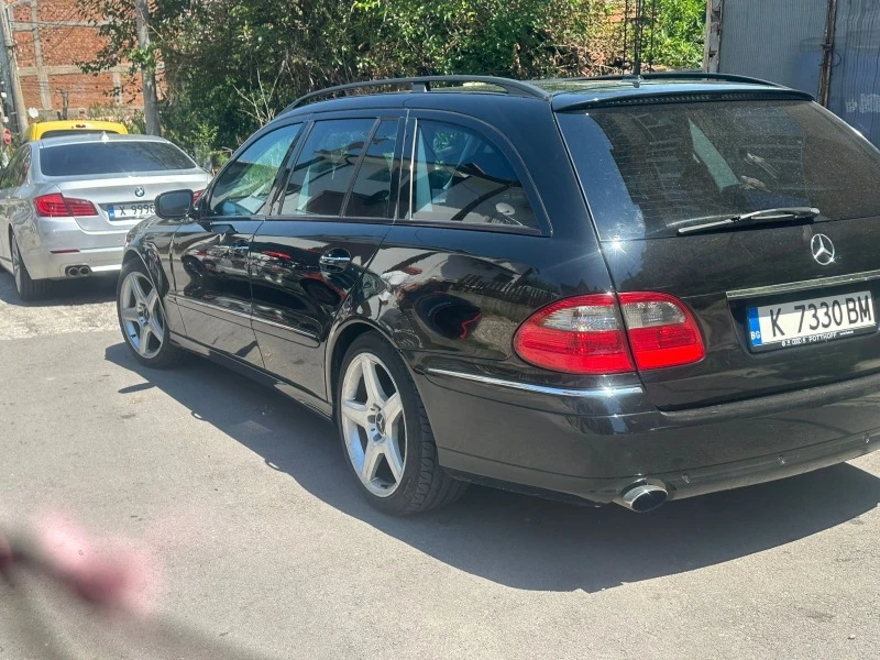 Mercedes-Benz E 320, снимка 8 - Автомобили и джипове - 46391178